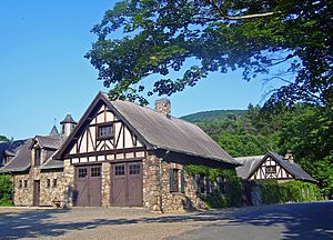 Arden gatehouse