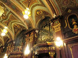 Bronx tour 20 Paradise Theatre lobby 1 (15778307752)