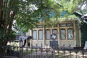 Columbus-tx2016-44(old-general-store)