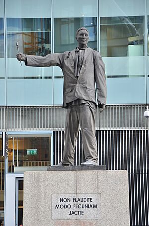 Greyworld Monument to an Unknown Artist Holland Street London 01