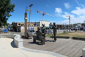 Gulf of Georgia Cannery Sculpture 201807