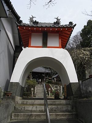 Kannonji (Kashiba, Nara) sanmon