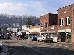 Main Street (TN-33) in Sneedville