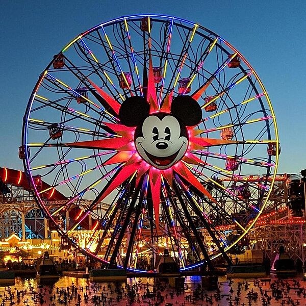 Pixarpiersunset2019 (square crop)