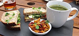 Soup, sandwich and chips (cropped)