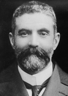 Alfred Deakin 1910 (crop)
