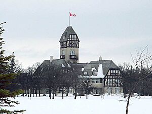 Assiniboine Park Pavilion 01214