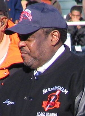 Bernard Kincaid (105489053) (cropped).jpg