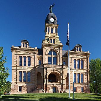 Blue Earth County Courthouse.jpg