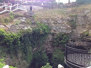 Cave Gardens, Mount Gambier SA (2016)