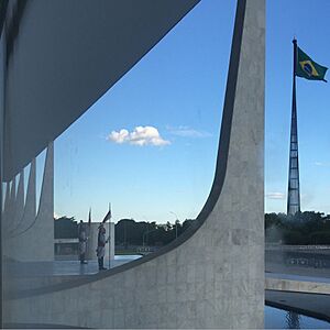 Dragões da independência fazem guarda do palácio do planalto 2016