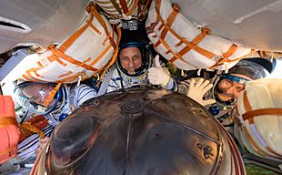 Expedition 66 Soyuz Landing (NHQ202203300002)