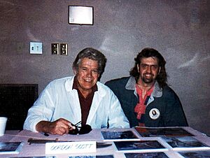 Gordon Scott with a fan in 1995