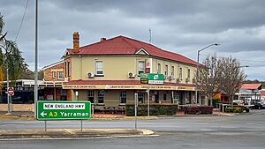 Grand Old Crow Hotel, Crows Nest, 2023