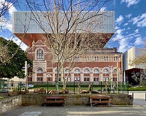 Hackett Hall, Western Australian Museum, Perth, 2023, 01