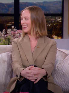 Hannah Einbinder on The Jennifer Hudson Show