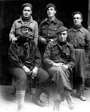 Irish republican volunteers in Spain, 2 February 1937.jpg