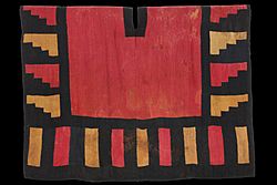 Nasca-Huari style - Unku with staggered and linear designs - Google Art Project