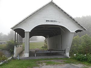 Schoolhouse Covered Bridge inVermont