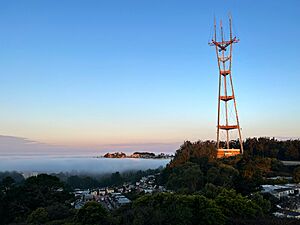 Sunrise at Twin Peaks view Sutro Tower