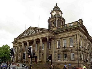 The imposing Lancaster Town Hall - geograph.org.uk - 1883831