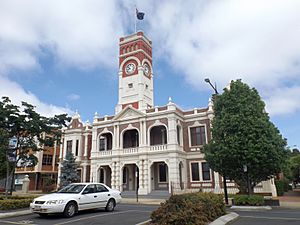 Toowoomba City Hall.jpg