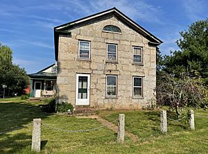 Walter Bunce House (front view) built by Alpheus Quicy, Manchester, CT (June 2021)