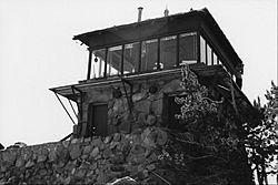Watchman Lookout, Crater Lake NP, 1984.jpg