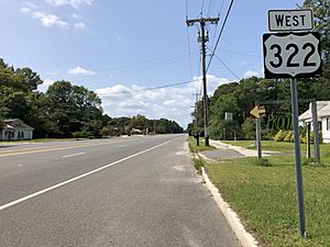 2018-08-26 14 03 42 View west along U.S. Route 322 (Black Horse Pike) just west of Piney Hollow Road in Monroe Township, Gloucester County, New Jersey