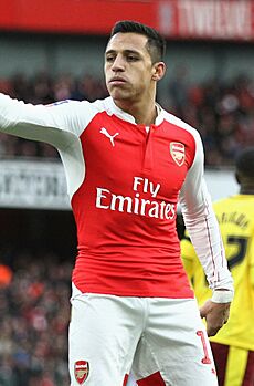Alexis Sanchez Arsenal Vs Burnley (24736448805) (cropped) (cropped)