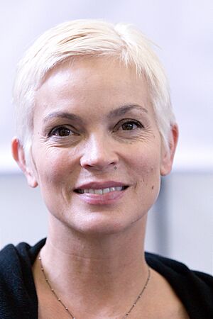 Elizabeth Gracen 20100704 Japan Expo 1