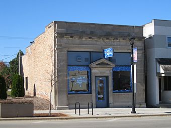 First National Bank (Oregon, Wisconsin).JPG
