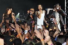 Flickr - nicogenin - Les Black Eyed Peas en concert au VIP Room Paris (14)