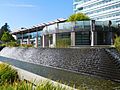 Fountains at Richmond City Hall (29758873745)