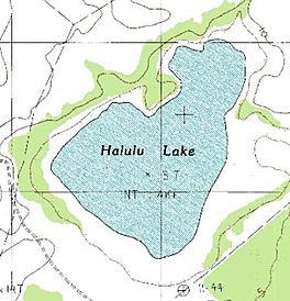 Halulu Lake on topo map of southern Niihau Island, Hawaii.jpg