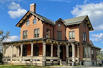 James Van Zandt Mansion, Blawenburg, NJ.jpg