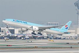 Korean Air Boeing 777-300ER; HL8210@LAX;10.10.2011 622nb (6482592487)