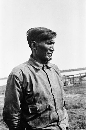 Lazarus Sittichinli, Aklavik, NWT, 1940s - 24-Lazarus-Sittichinli-N-1979-050-0064 DEM