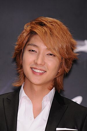 Lee Jun Ki 2009 JapanFM Press Conference