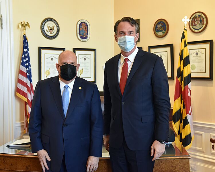 Meeting Governor Elect Youngkin (51799526591)