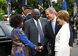 Mwai Kibaki & wife at White House, October 2003