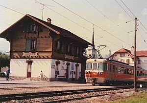 SBB Historic - F 122 01150 002 - Vuadens-Sud GFM Stationsgebaeude mit Gueterschuppen