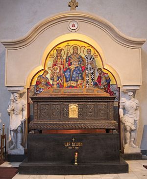 Sarcophage de Stefan Dušan, église Saint-Marc, Belgrade