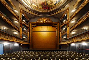 Scène, Théâtre Graslin, Nantes Jul 15, 2012
