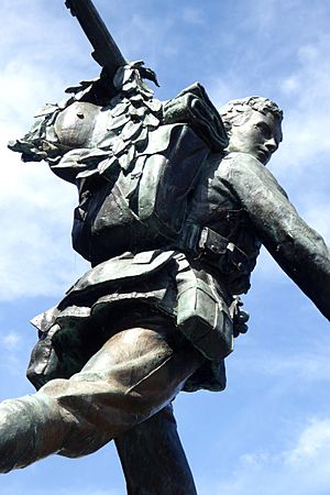 Statue atop Cambridge War Memorial