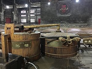 Traditioneller chinesischer Destillationsapparat in der Brennerei Luzhou Laojiao