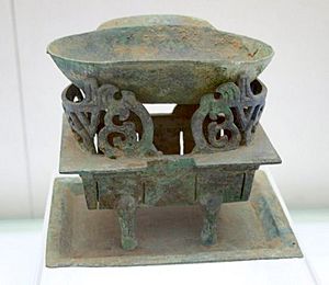 Western Han Dynasty wine-heating stove