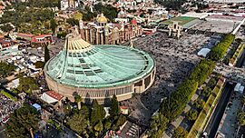Basílica de Guadalupe desde el aire 6.jpg