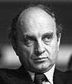 Bundesarchiv B 145 Bild-F054879-0030, Mainz, FDP-Bundesparteitag, Lambsdorff (cropped)