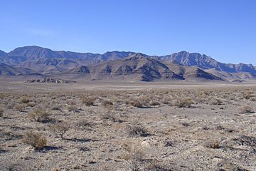 A photo of the Confusion Range viewed from Skull Rock Pass